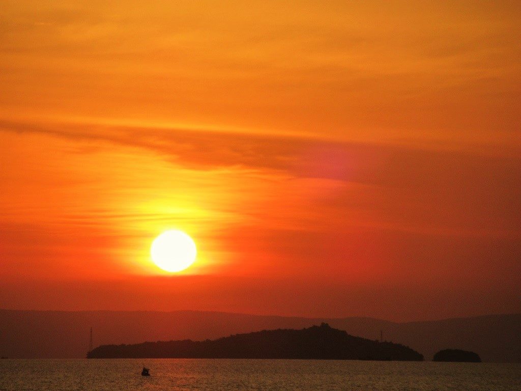 The sun sets on the Pirate Islands, Hac Tac Archipelago, Vietnam