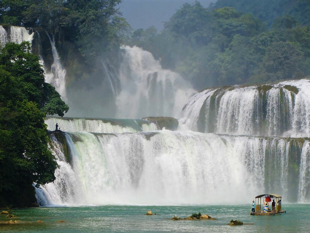 Ban Gioc Waterfall, northeast Vietnam