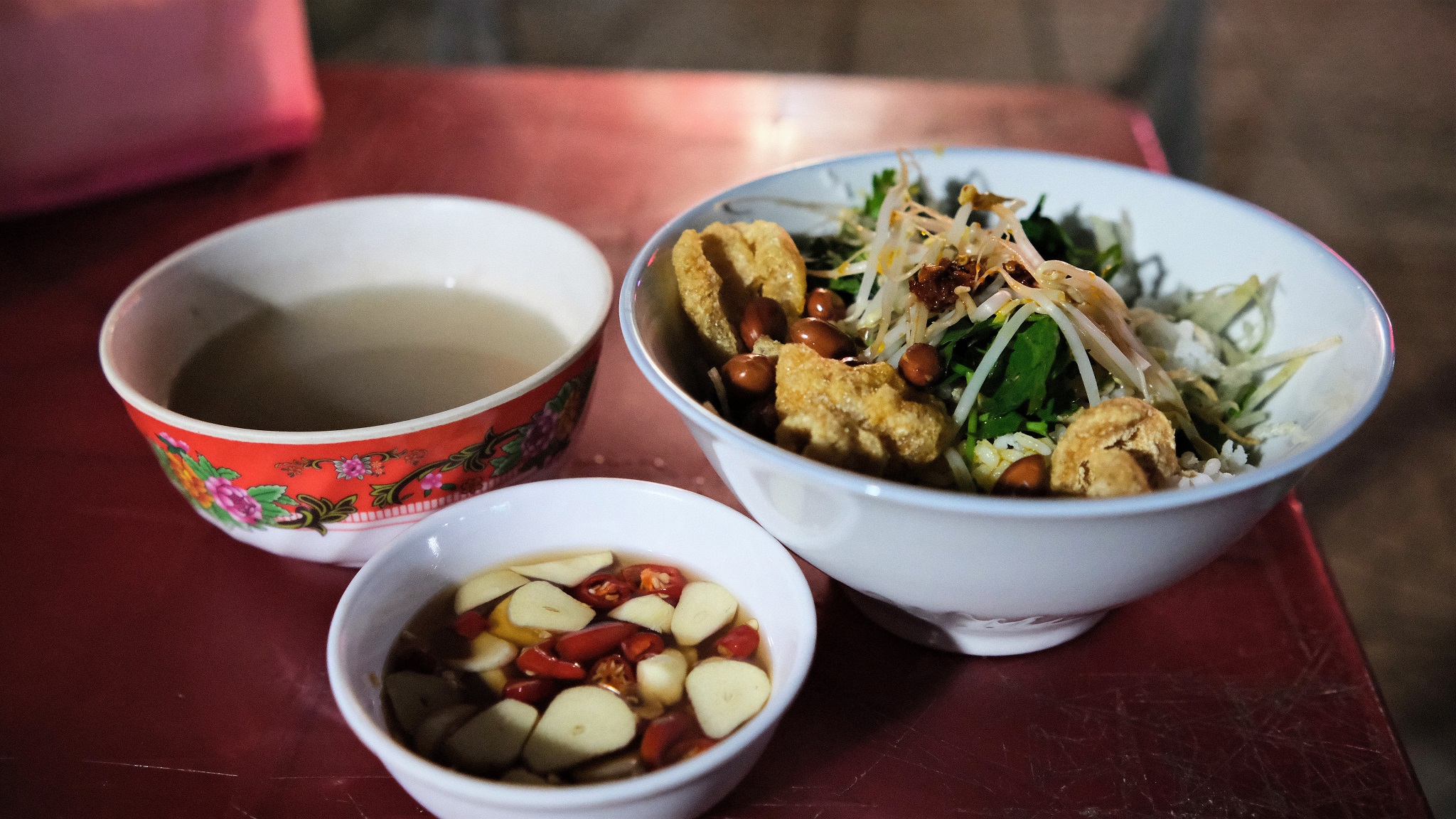 Cơm hến, clam rice, Huế, Vietnam