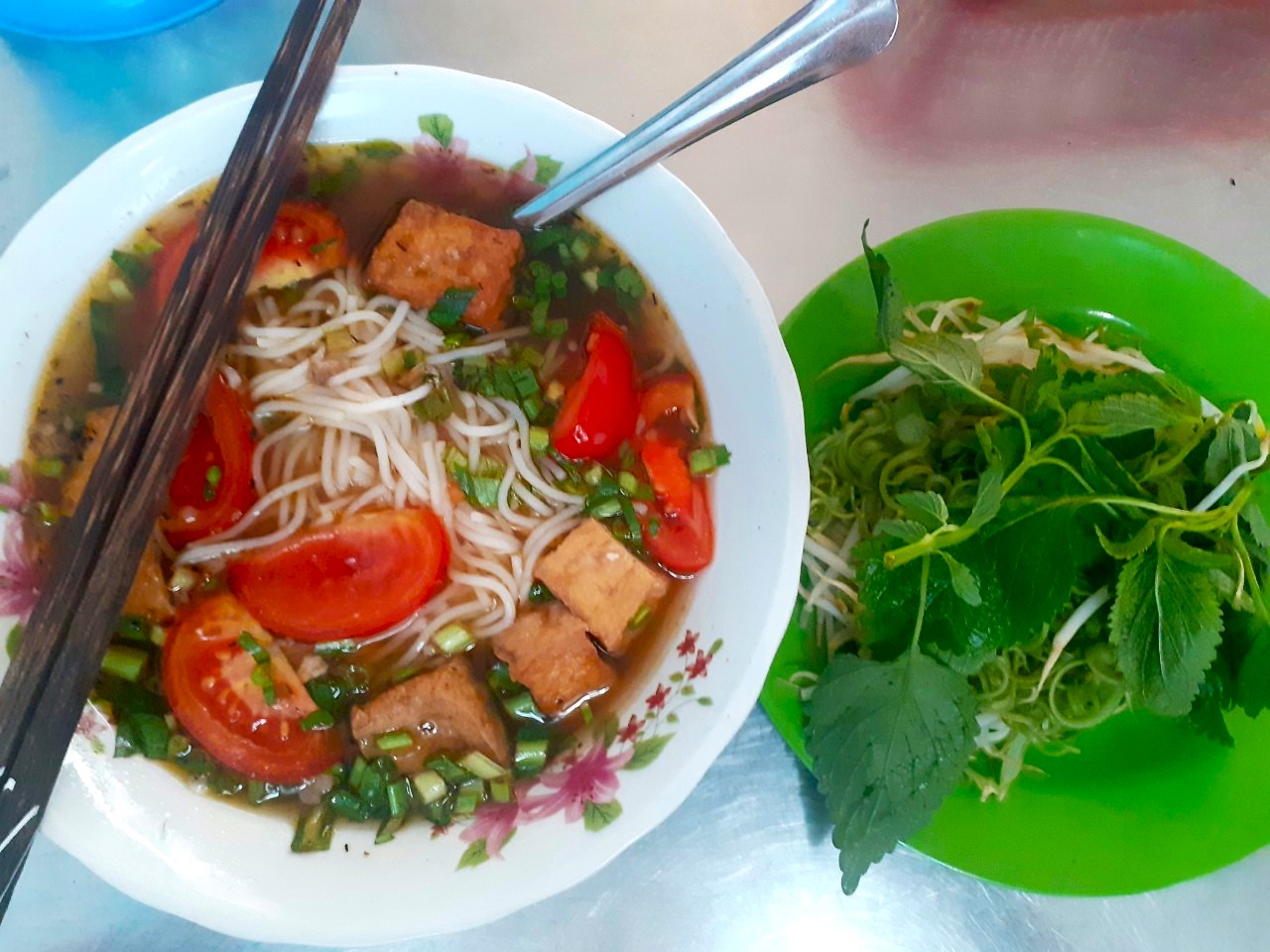 Vietnamese balm with noodle soup