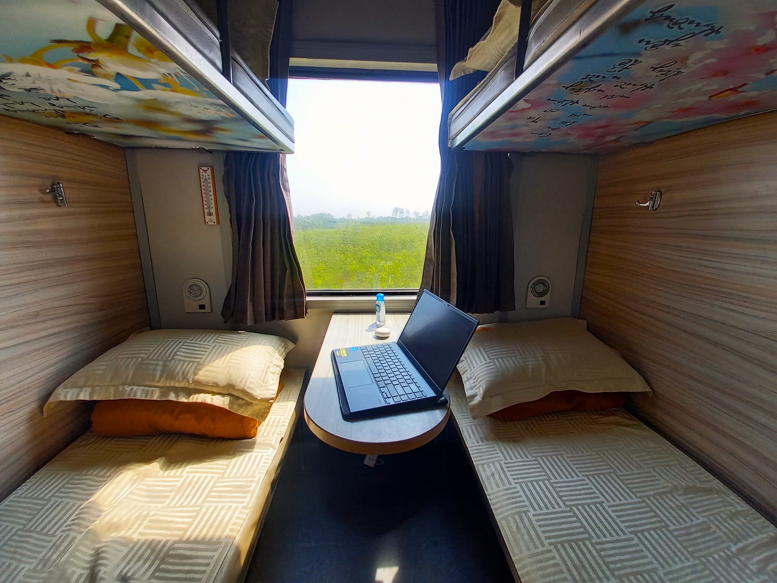 4 bed sleeper compartment on Vietnam Railways