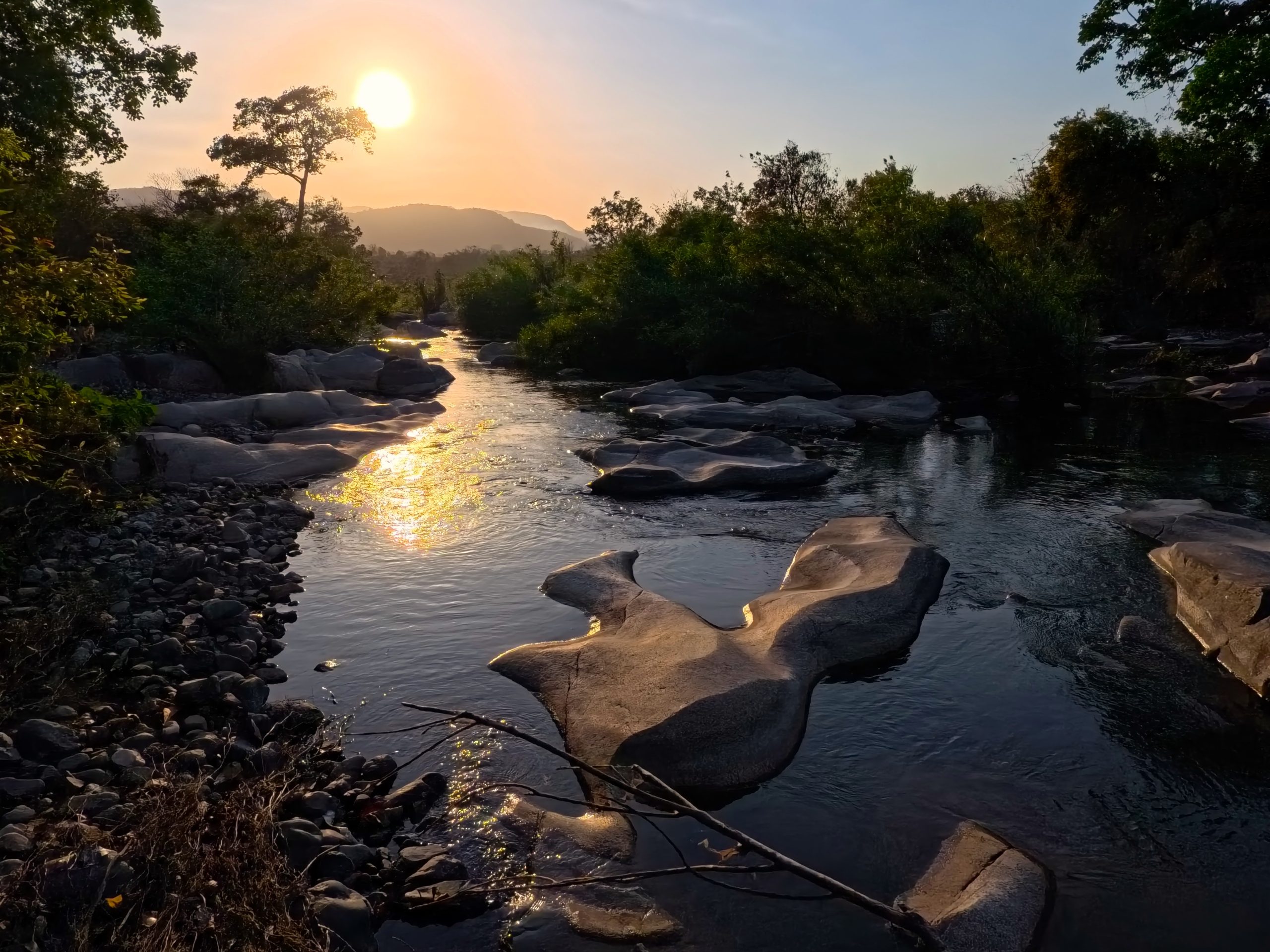 Wild Camping on Lòng Sông River, Vietnam